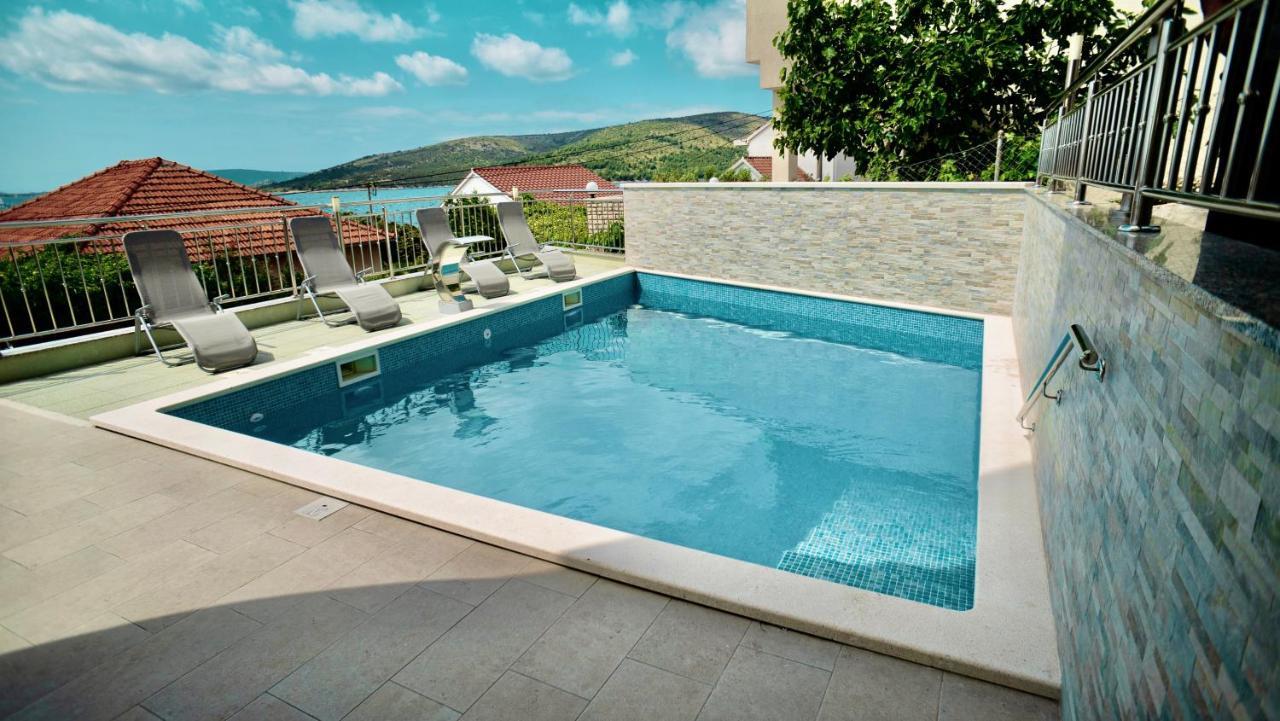 Trogir-Luxury Villa Sapphirus Сегет-Враница Экстерьер фото